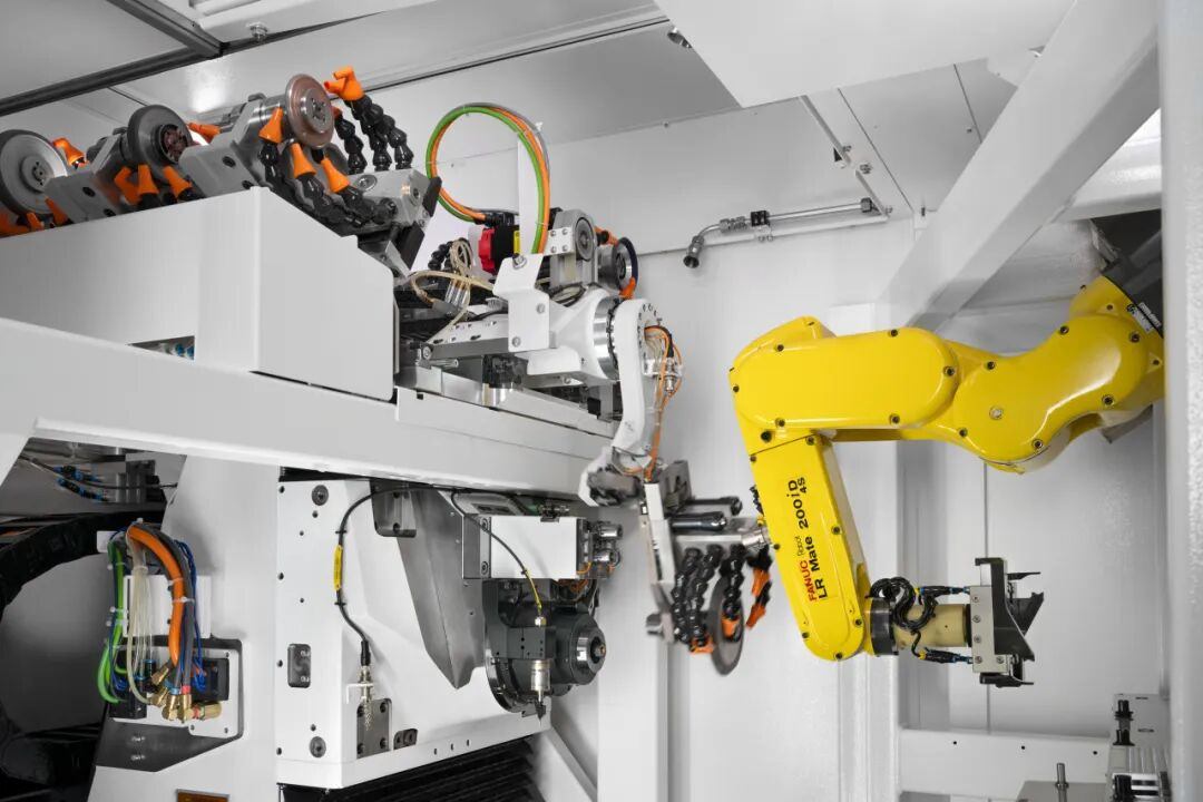 UNITED MACHINING SOLUTIONS亮相AMB 2026∣从全球首发，到现场共鸣