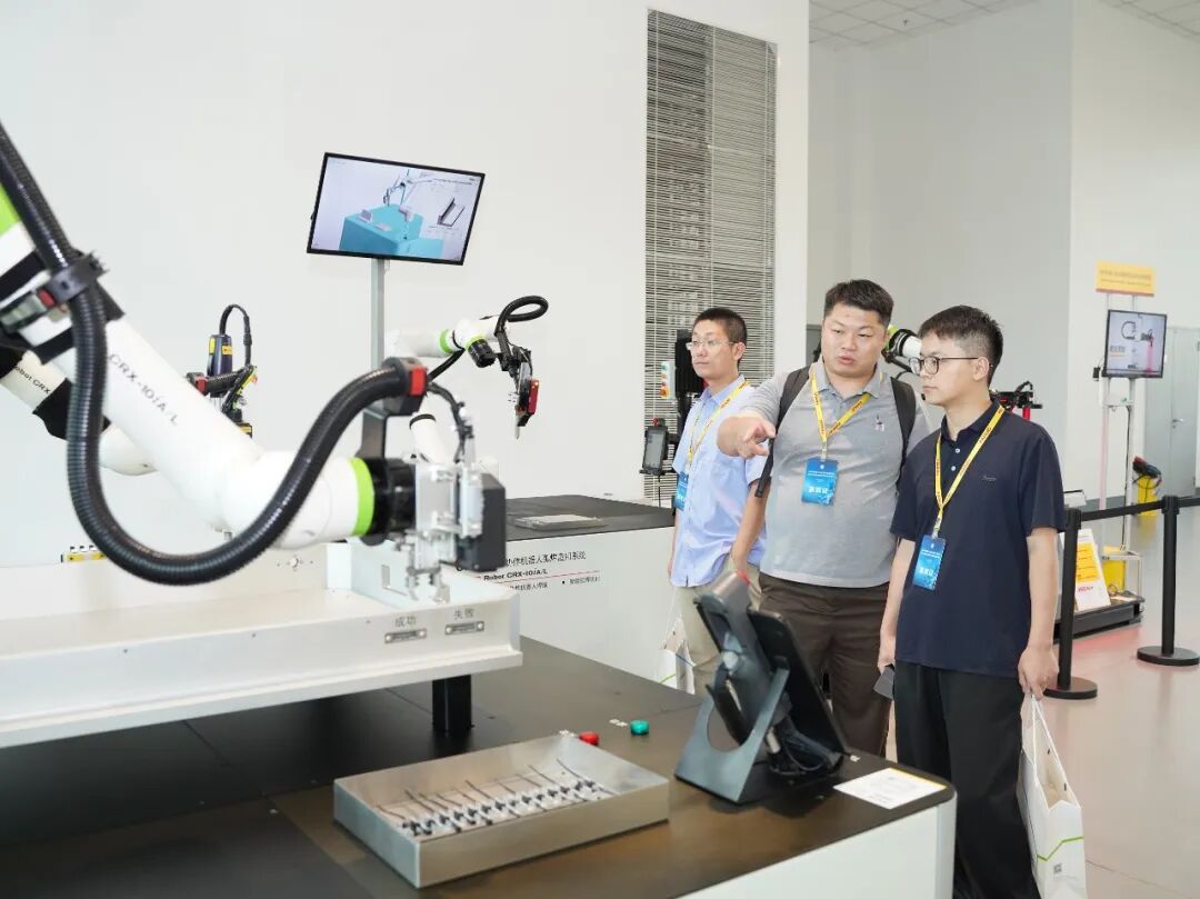 折叠虚实，跃迁新境：2026物理AI工业具身生态大会在上海发那科举办