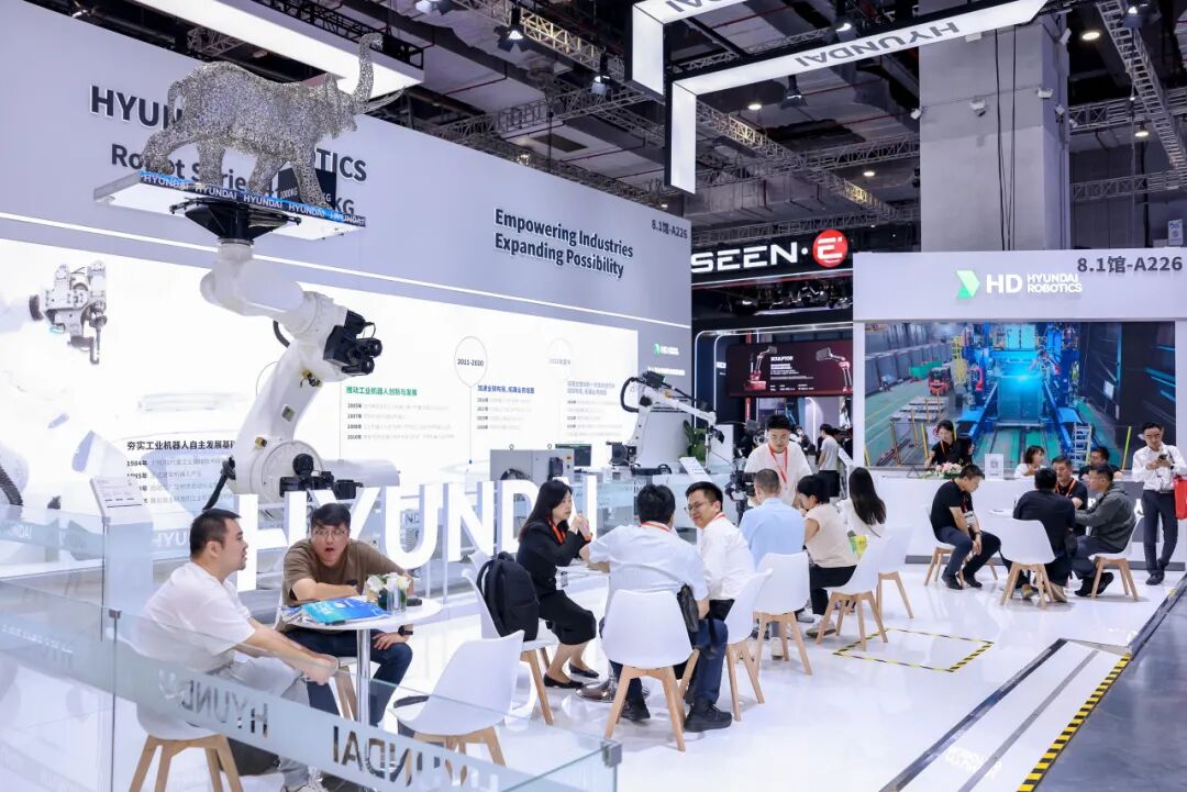 中场不降温——HD现代机器人展位持续引爆观展热潮