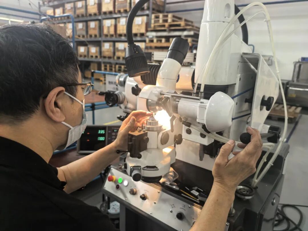一台EWAG WS11的“逆龄手术”:把精度,重新校准到2μm内