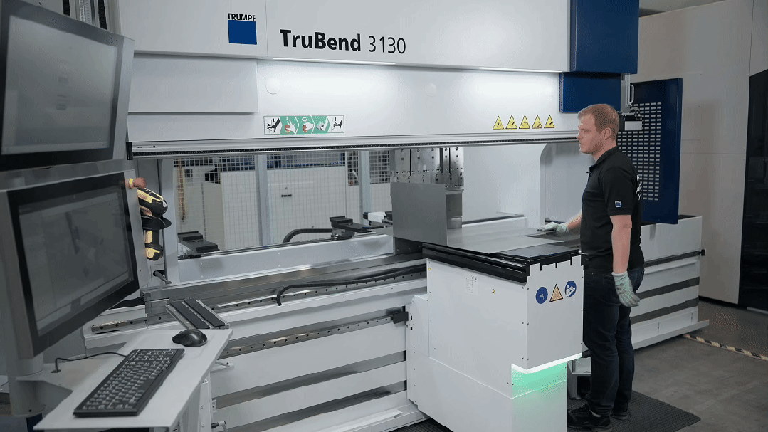 新一代TruBend 3000 系列——以更高效率，重新定义高品质折弯
